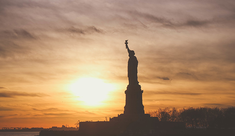 statue-of-liberty-during-sunset-new-york-usa
